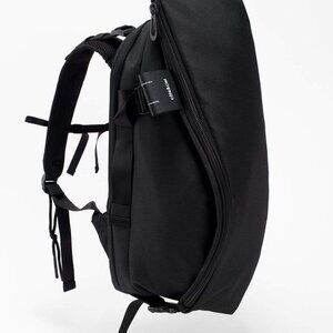 Cote & Ciel Isar Air Backpack - Black